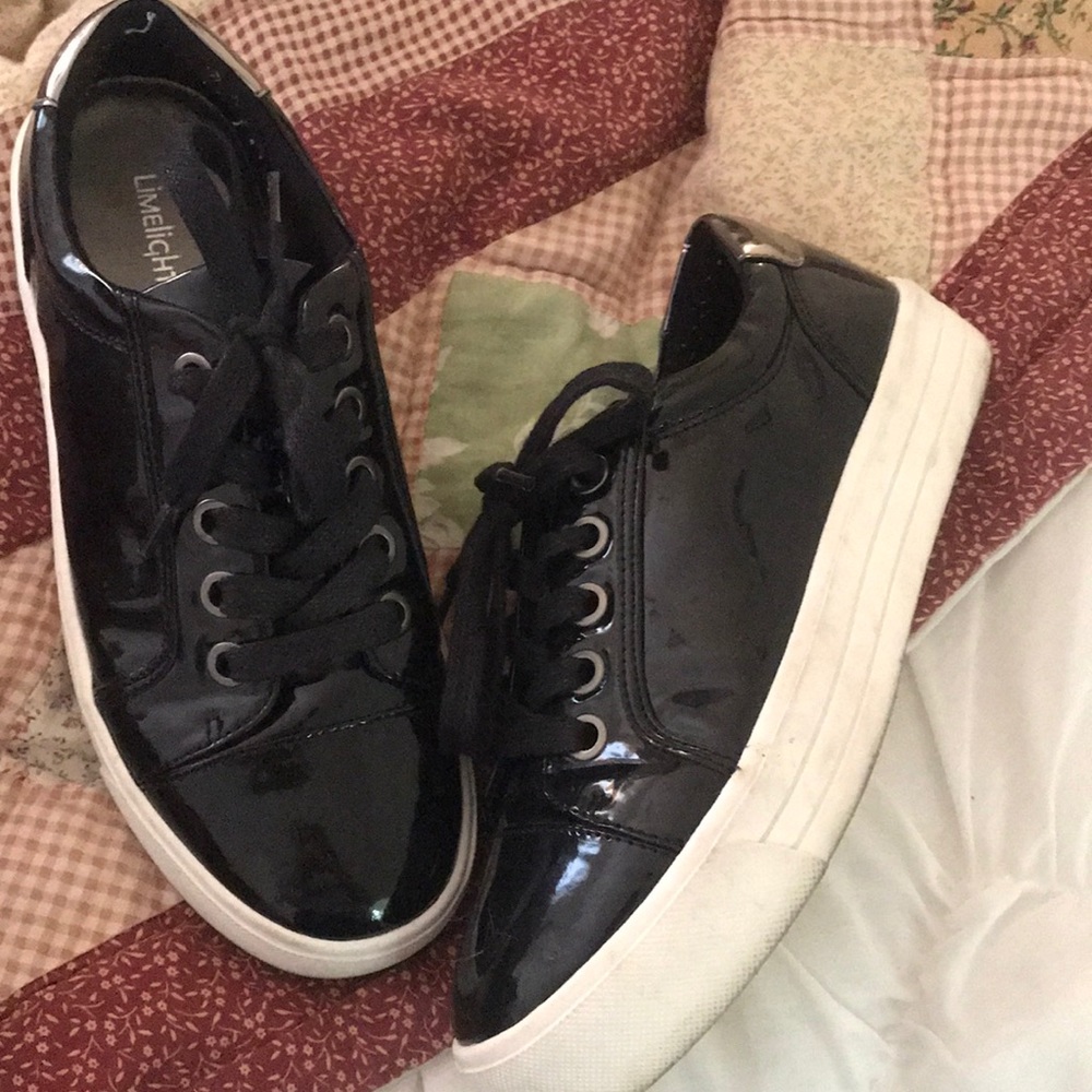 Platform sneaker